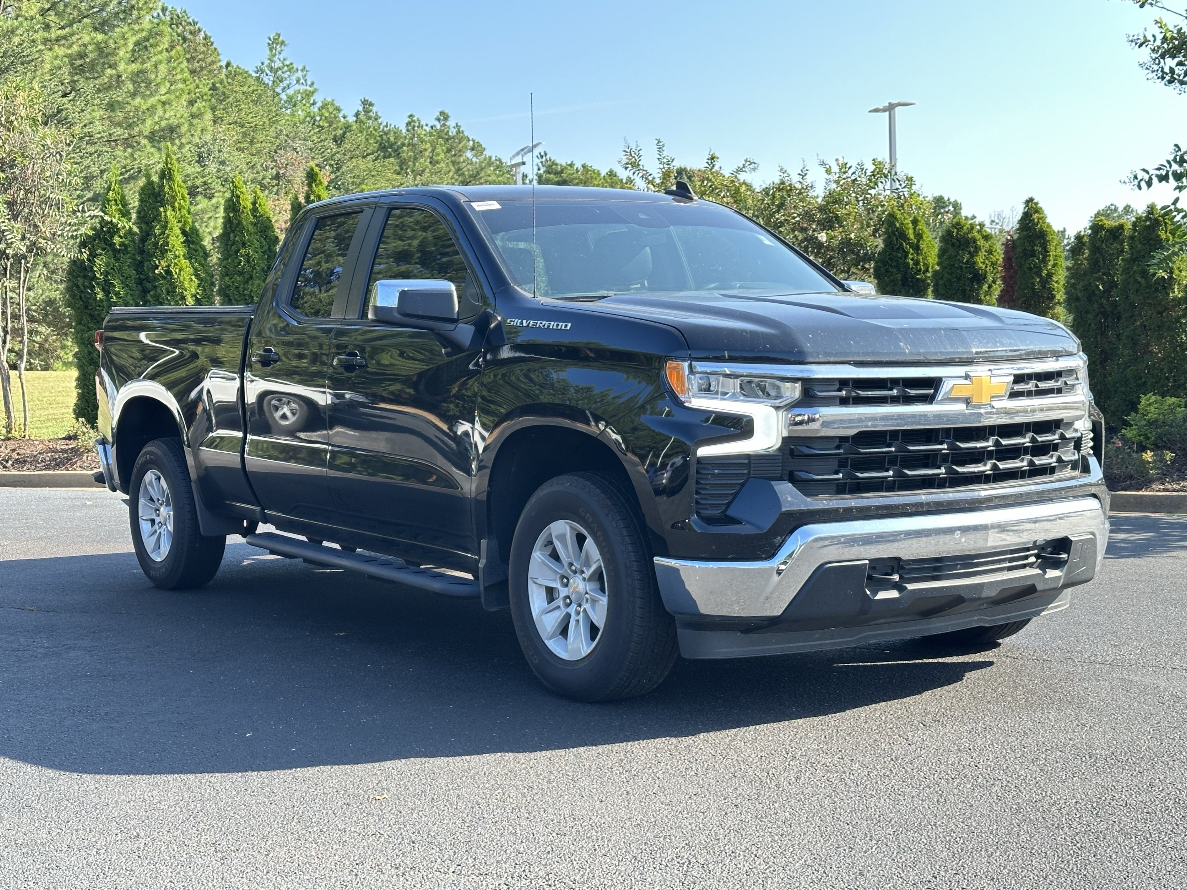 Used 2025 Chevrolet Silverado 1500 LT w/ Protection Package AWD/4WD video 2