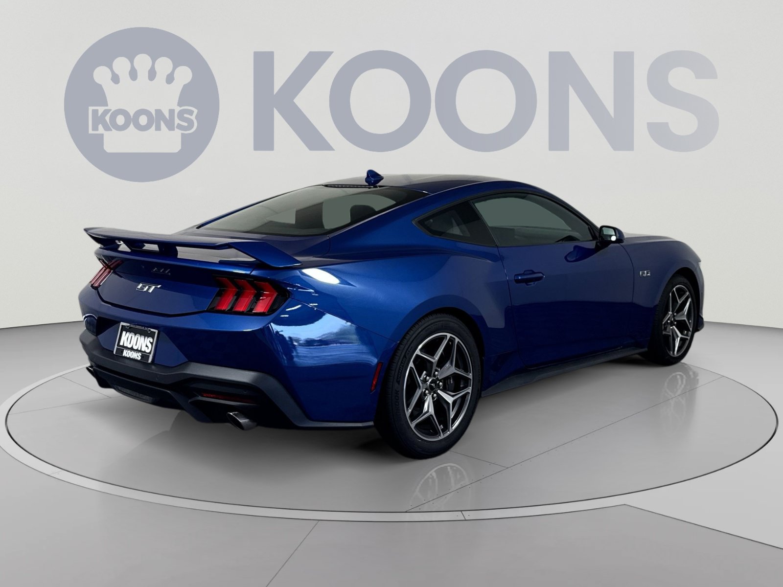 Used 2024 Ford Mustang GT w/ GT Performance Package RWD image 7