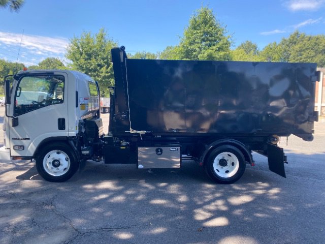 Used 2024 Isuzu NPR image 2