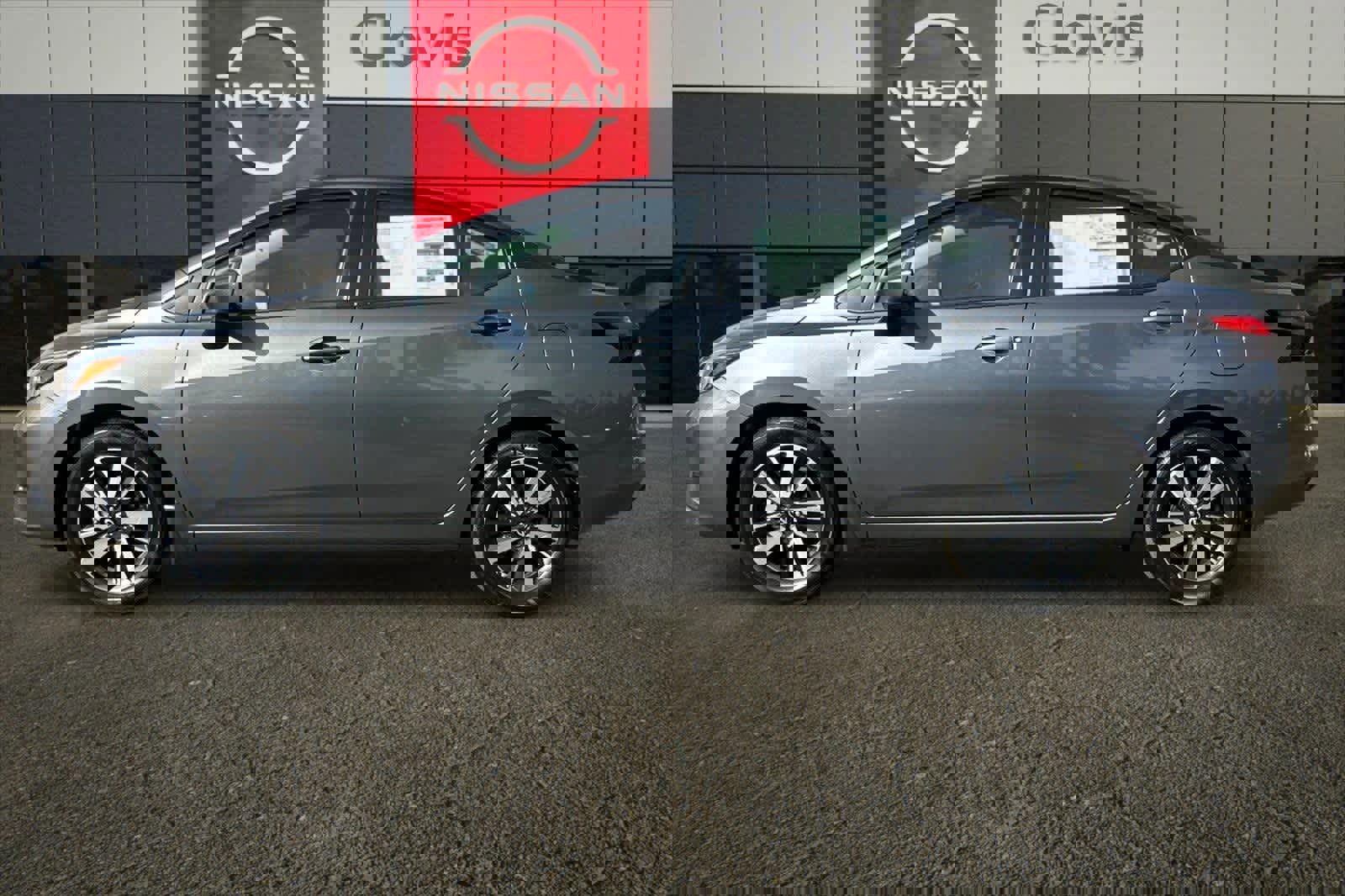 New 2025 Nissan Versa SV w/ Trunk Package image 4