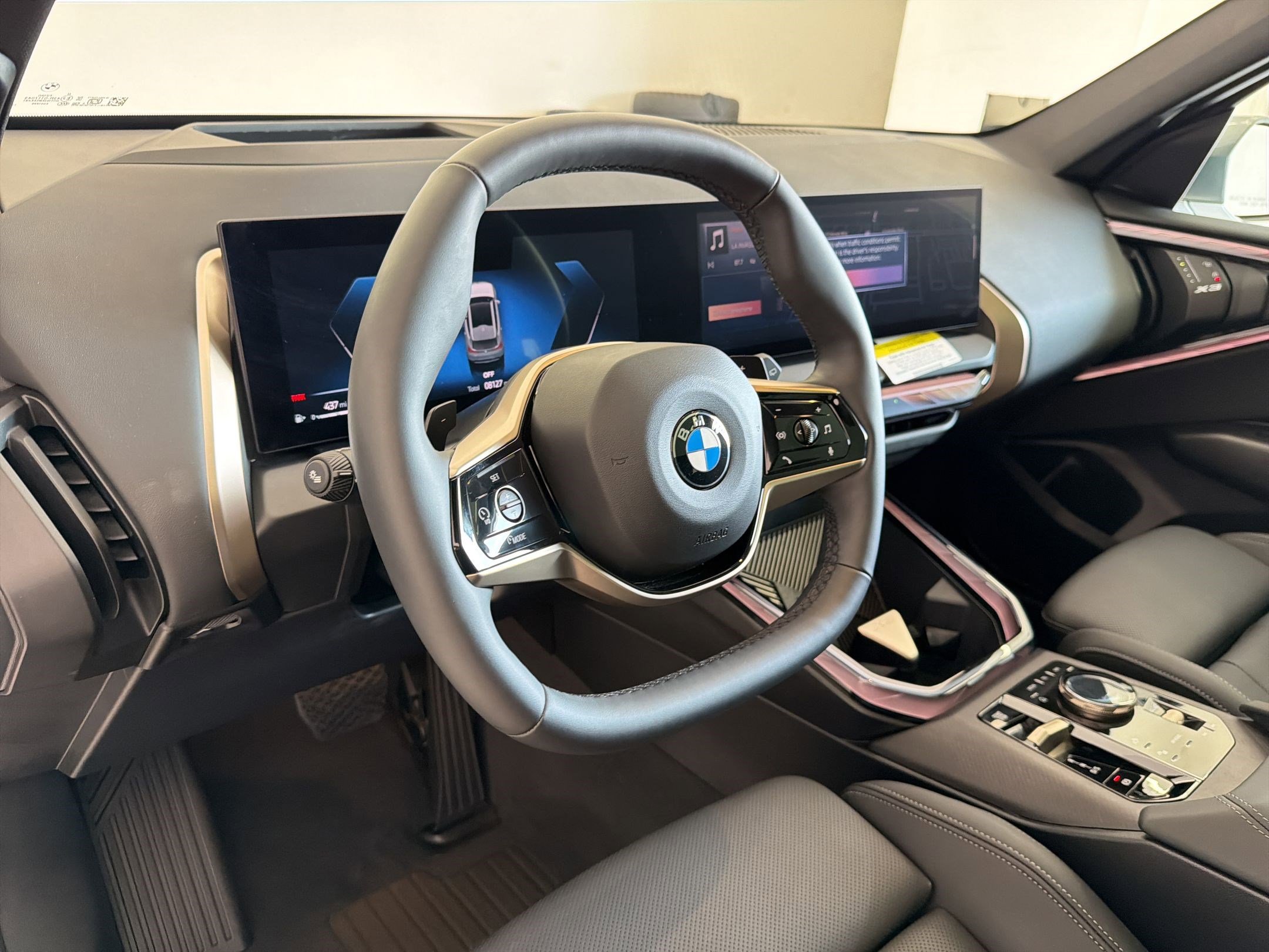 Used 2025 BMW X3 xDrive30i w/ Premium Package image 4