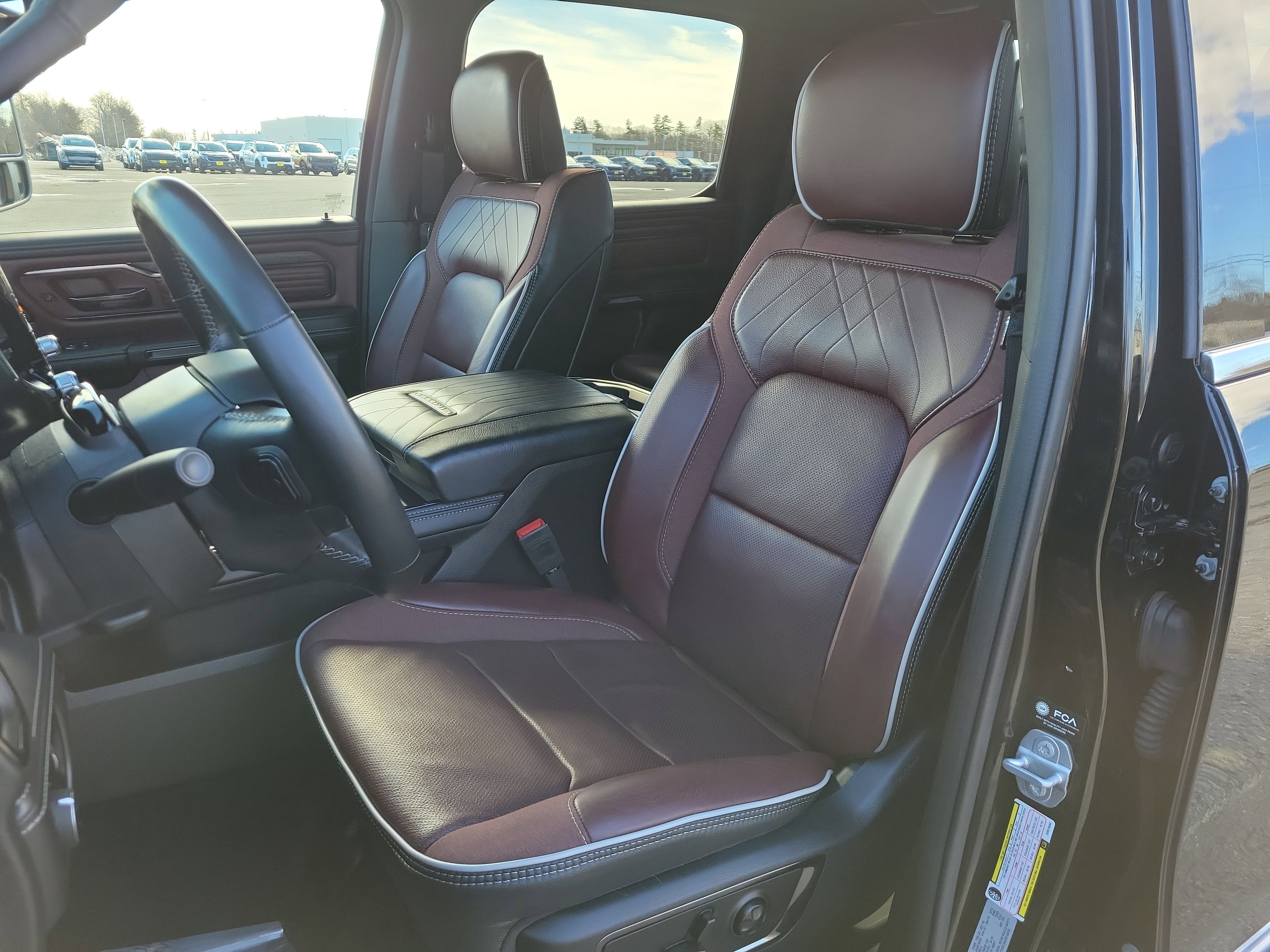 Used 2025 RAM 1500 Limited image 14