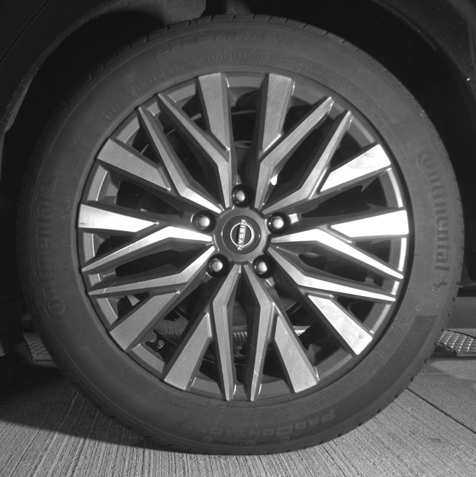 Used 2025 Nissan Altima 2.5 SV FWD image 14