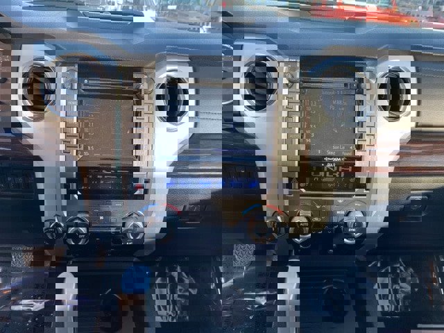 Used 2014 Toyota Tundra Limited image 29