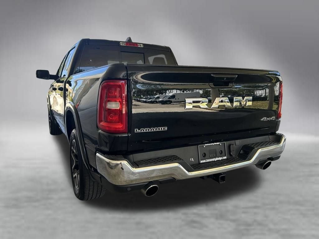 Used 2025 RAM 1500 Laramie AWD/4WD image 4