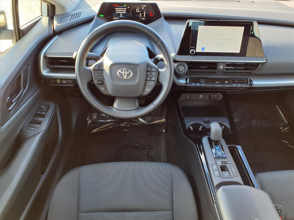 Used 2025 Toyota Prius Limited image 2