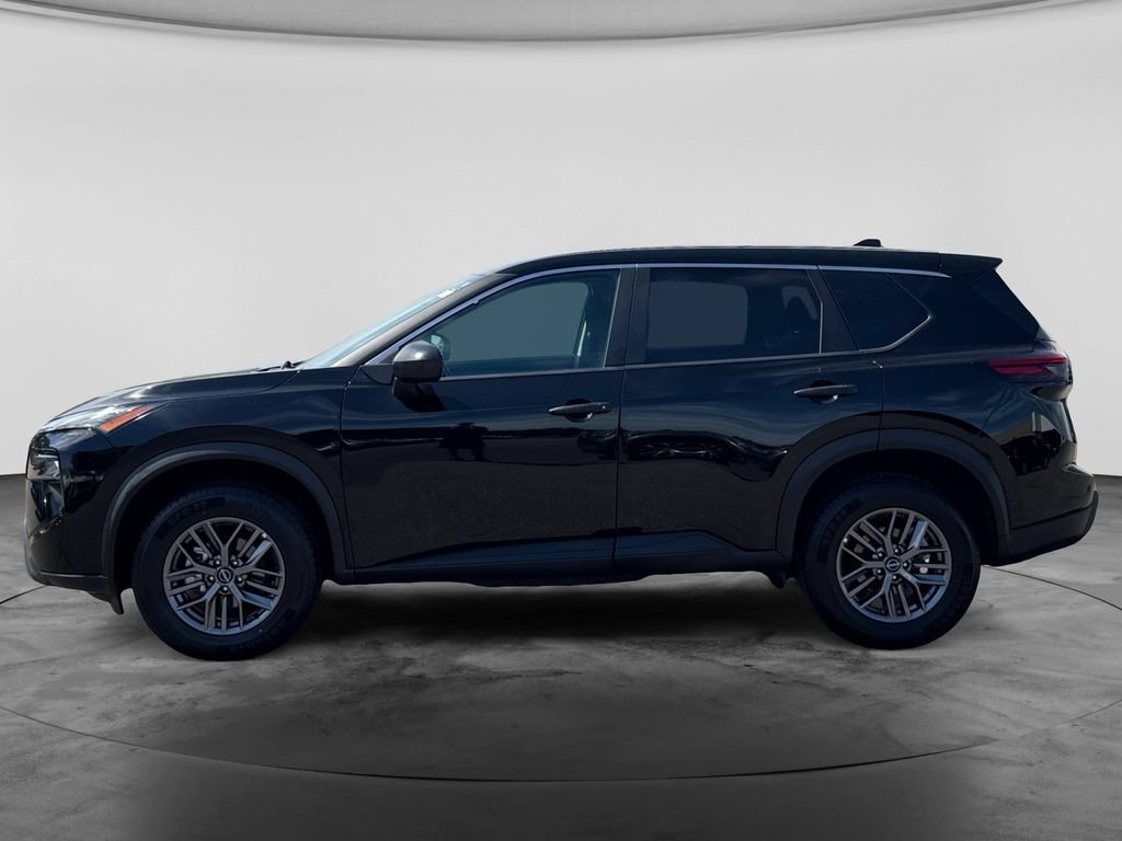 Used 2024 Nissan Rogue S AWD/4WD image 4