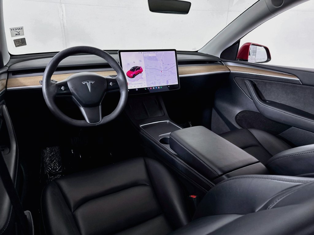 Used 2023 Tesla Model Y Long Range AWD/4WD image 40