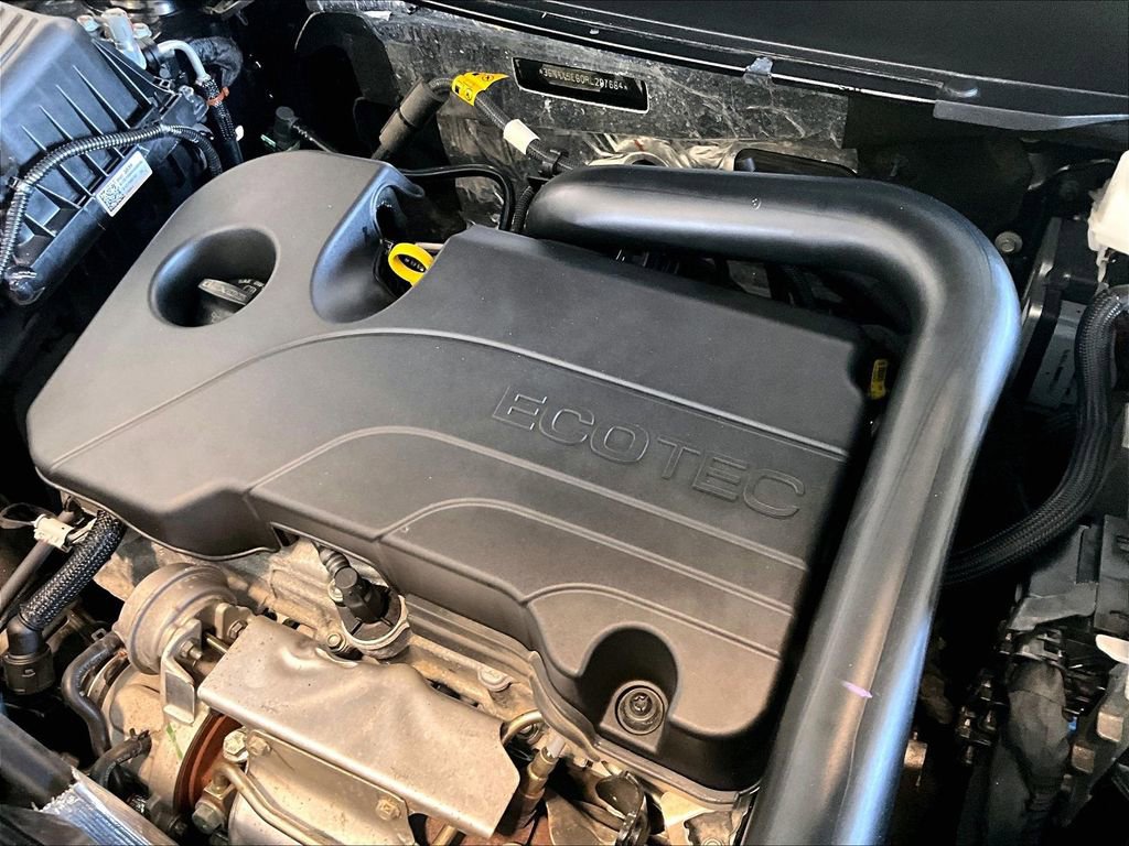 Used 2024 Chevrolet Equinox LS image 33