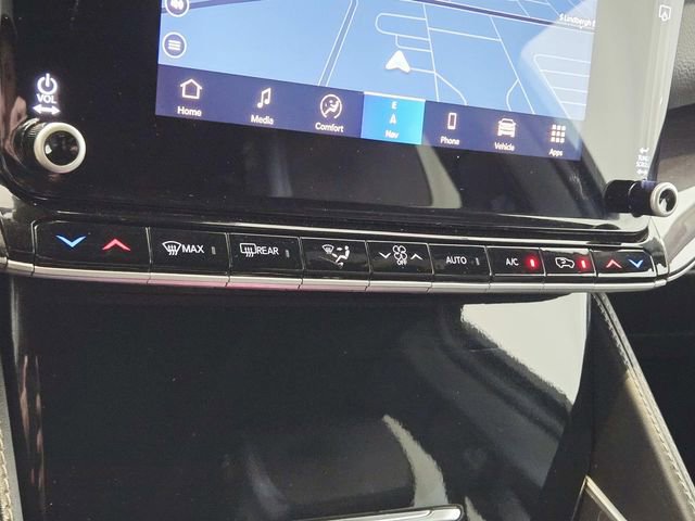 Used 2023 Jeep Wagoneer Base w/ Premium Group I image 28