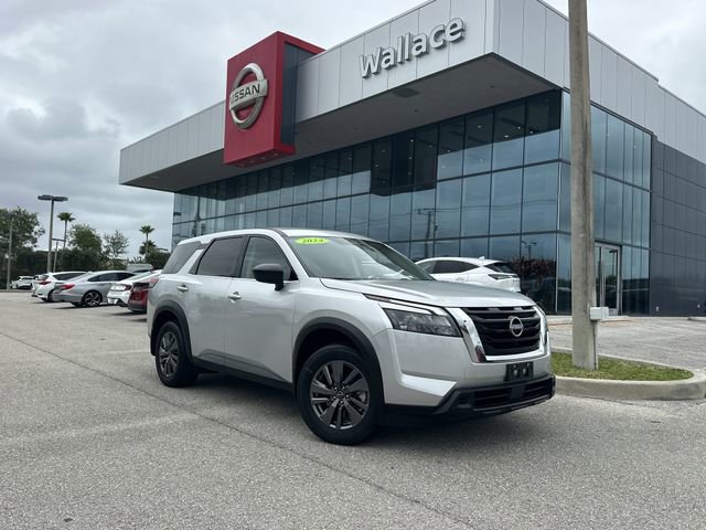 Used 2024 Nissan Pathfinder S