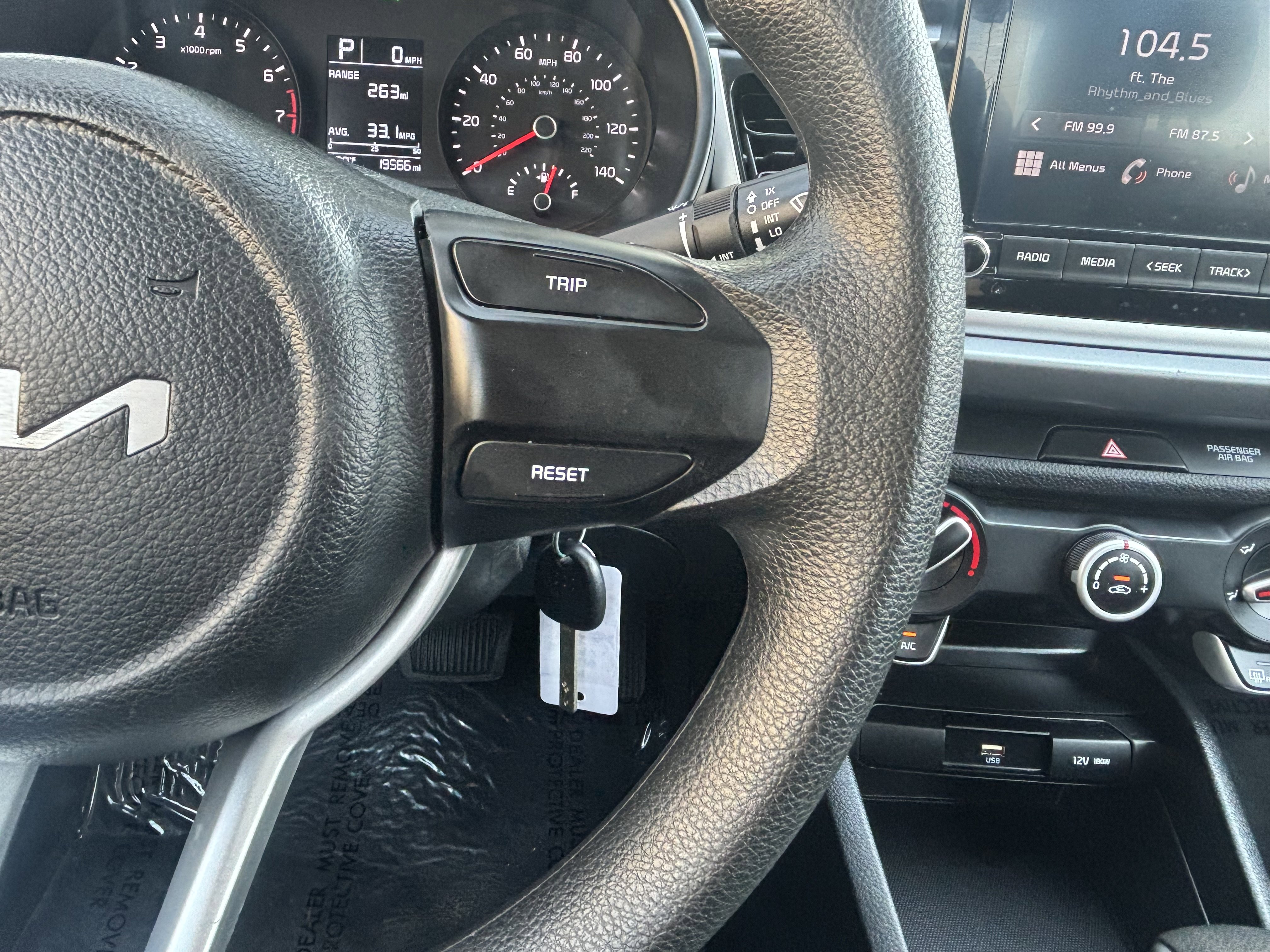 Used 2023 Kia Rio LX image 24