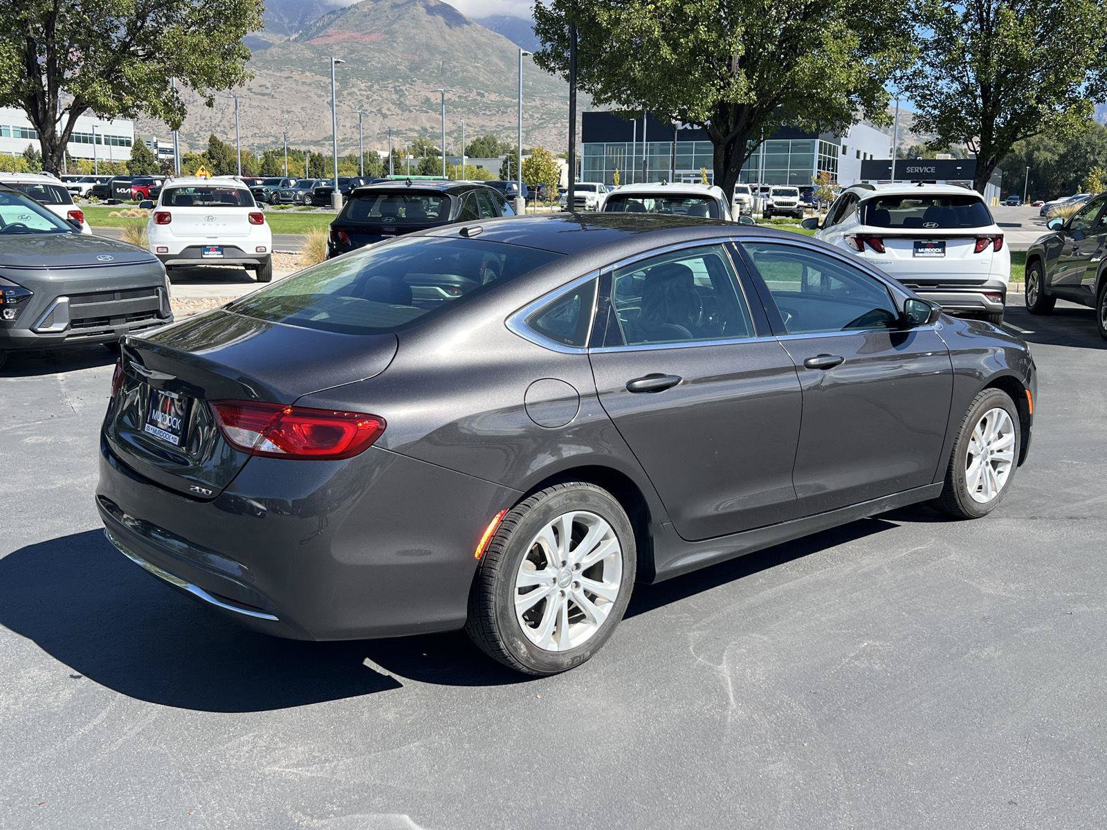 Used 2015 Chrysler 200 Limited w/ Convenience Group FWD image 17