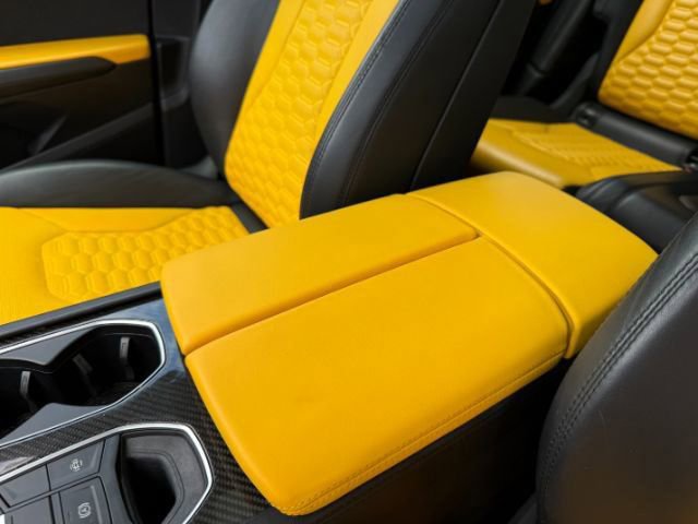 Used 2020 Lamborghini Urus image 15