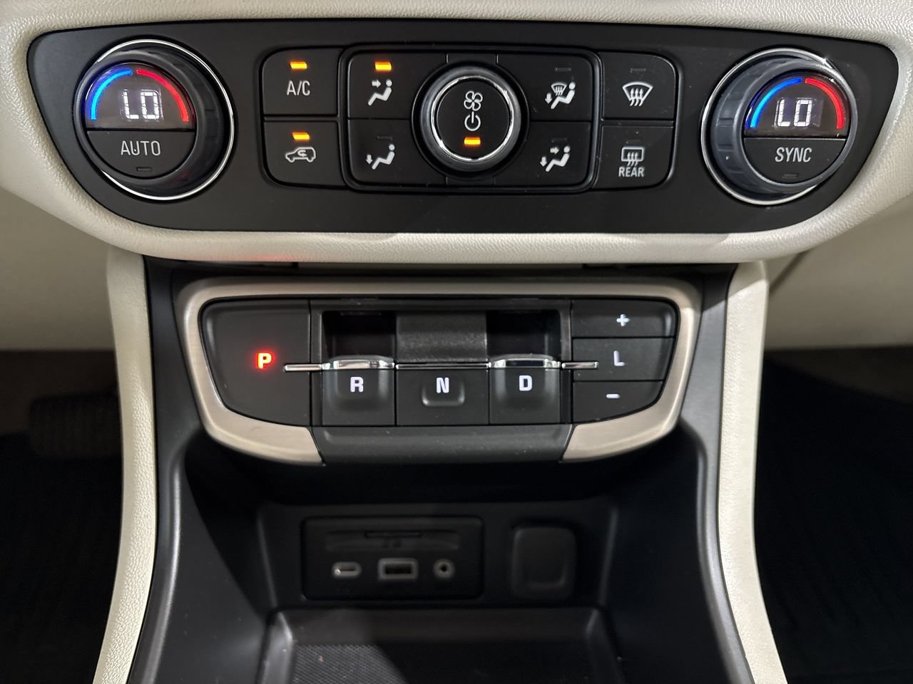 Used 2024 GMC Terrain Denali w/ LPO, Cargo Package AWD/4WD image 21