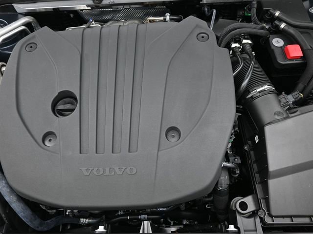 New 2026 Volvo V60 B5 Cross Country Plus w/ Protection Package Premier image 35