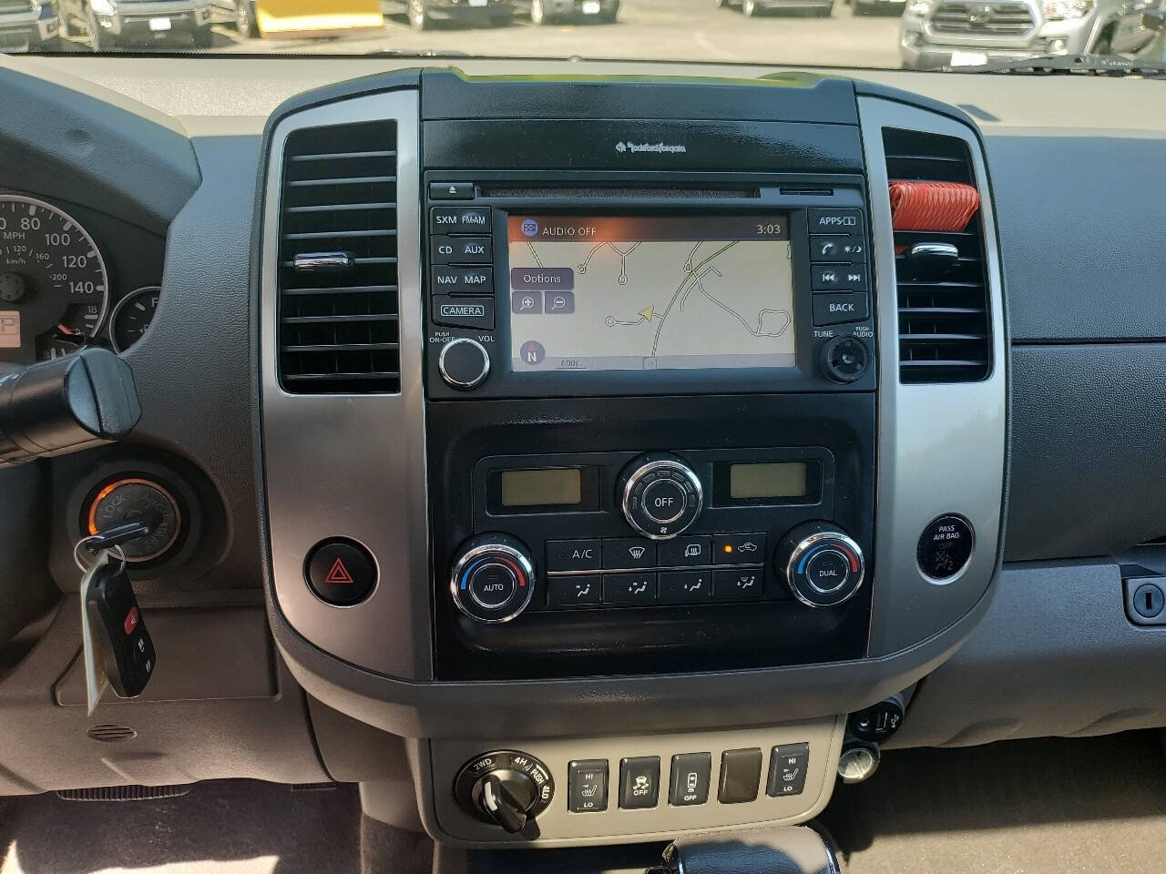 Used 2019 Nissan Frontier SL AWD/4WD image 14
