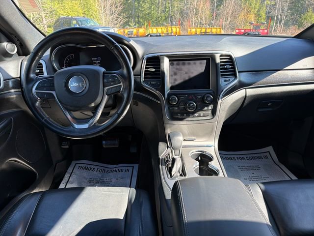 Used 2018 Jeep Grand Cherokee Limited AWD/4WD image 14