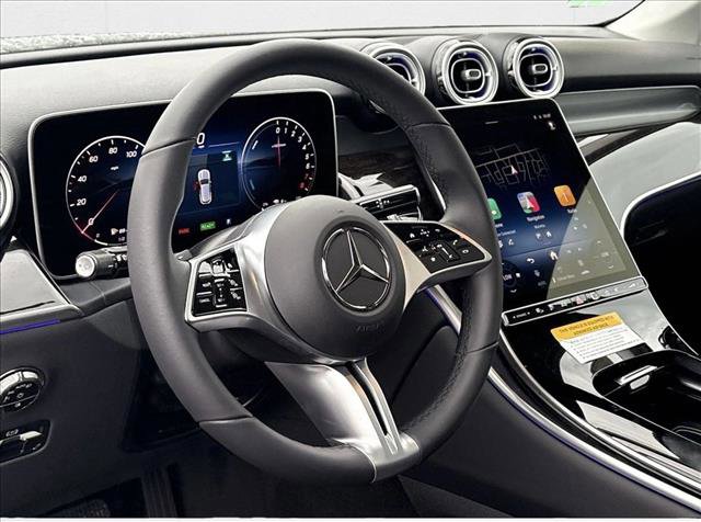 New 2025 Mercedes-Benz GLC 350e 4MATIC image 3