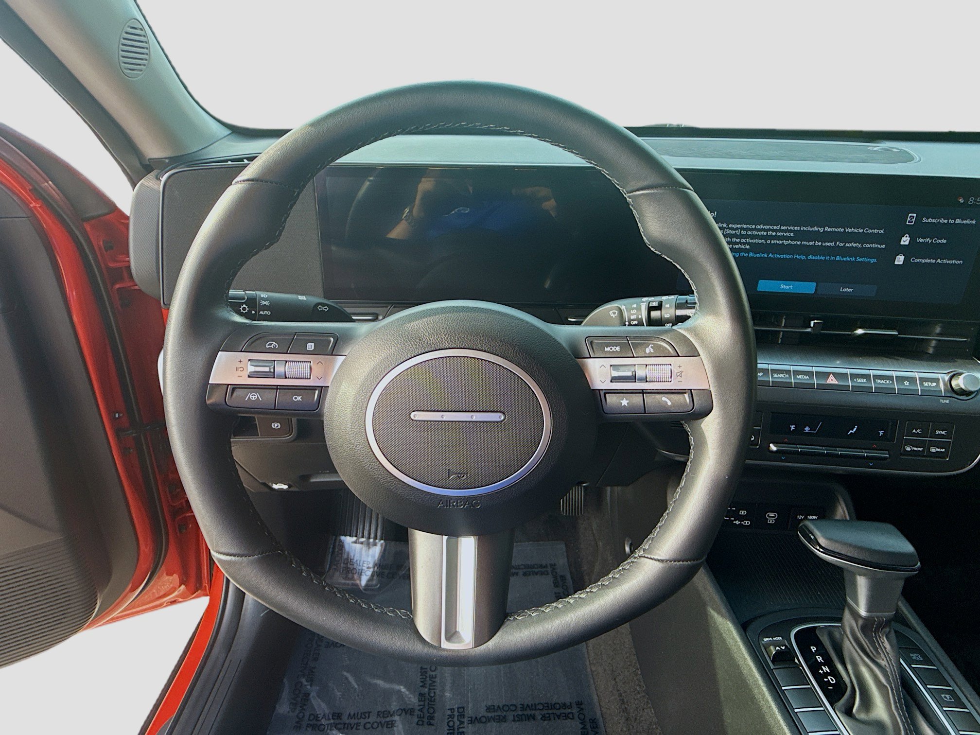 Used 2025 Hyundai Kona SEL image 8