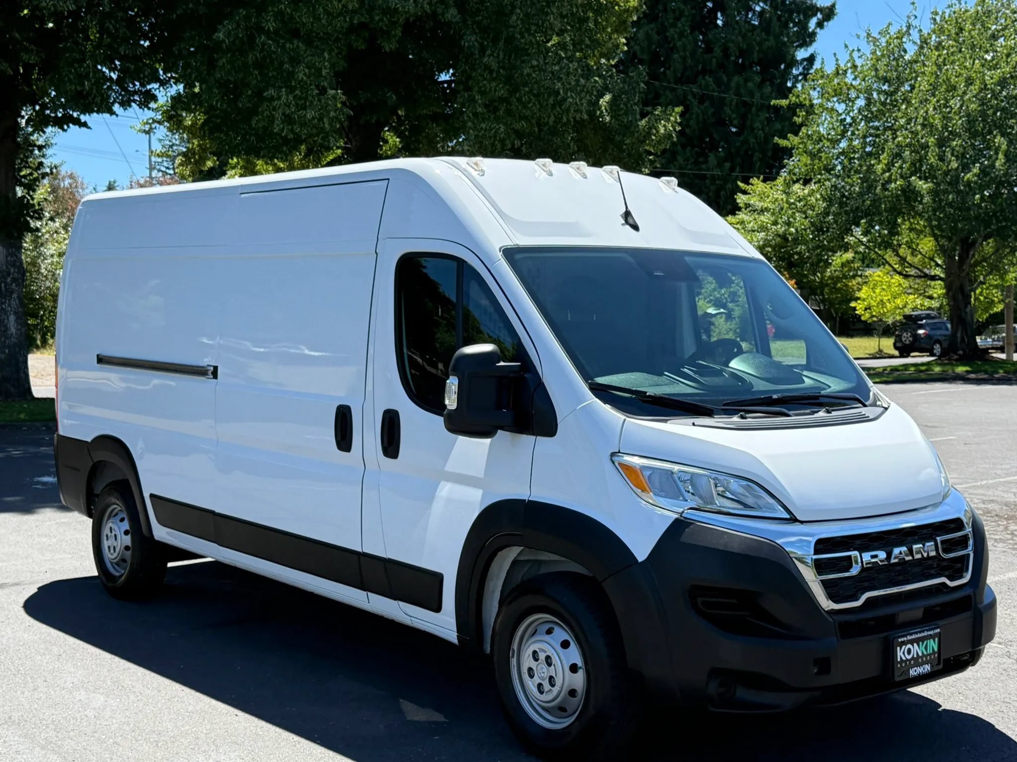 Used 2025 RAM ProMaster 2500 FWD image 8