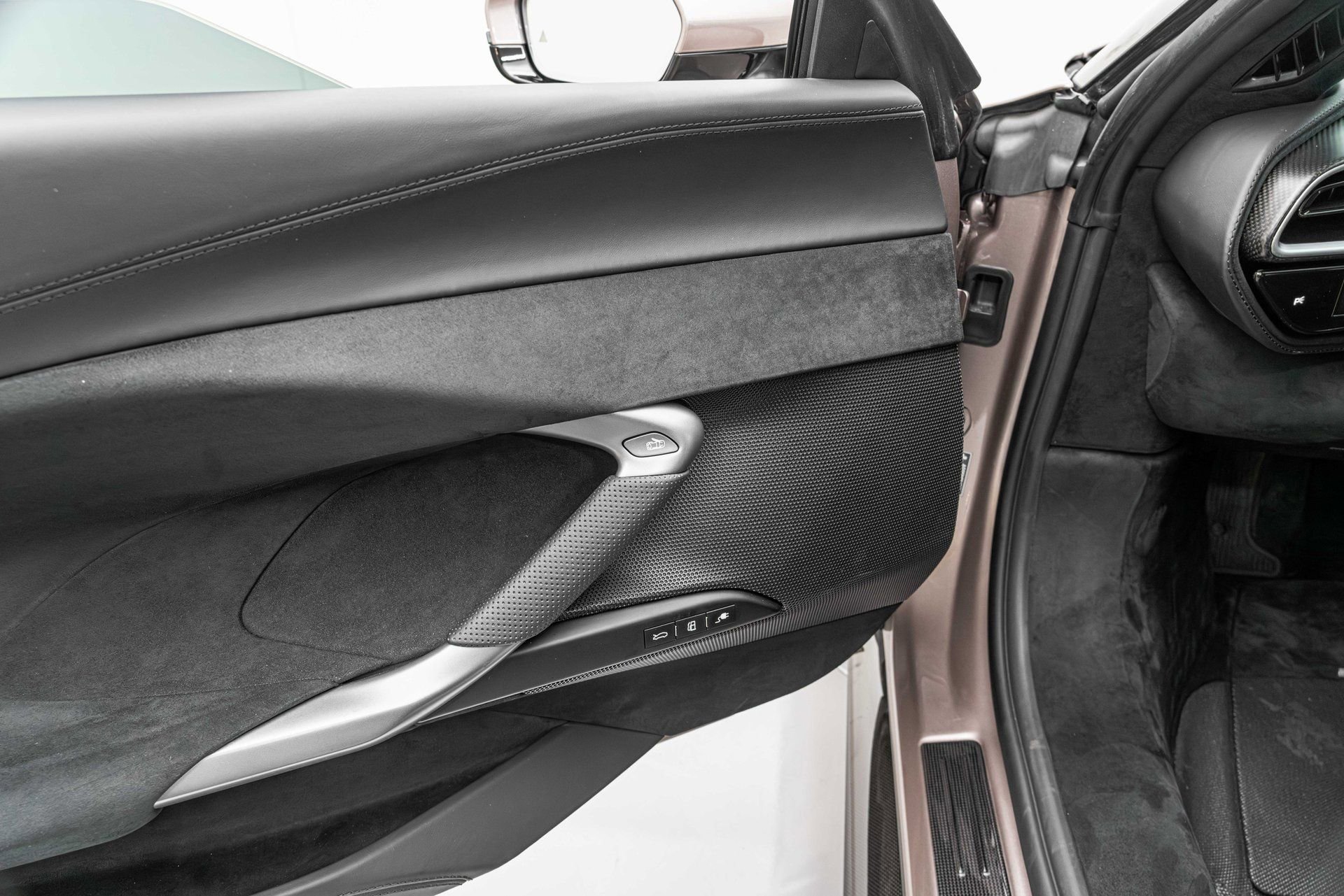 Certified 2025 Ferrari 296 GTB image 58