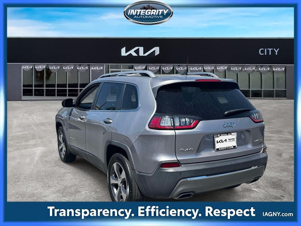 Used 2019 Jeep Cherokee Limited AWD/4WD image 5