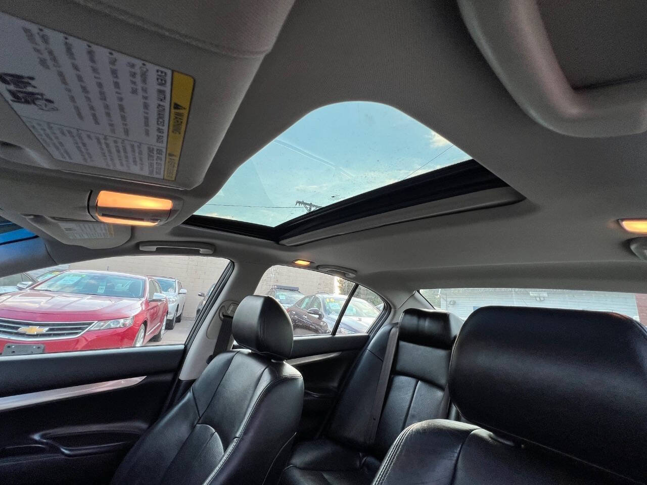Used 2015 INFINITI Q40 AWD w/ Navigation Package image 24