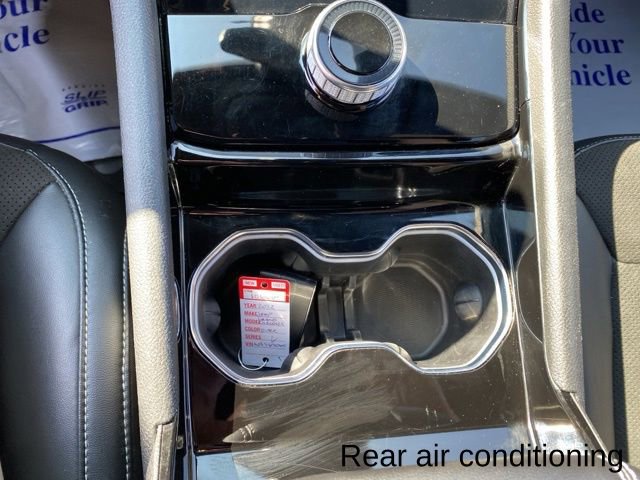 Used 2022 Jeep Grand Cherokee L Laredo image 21