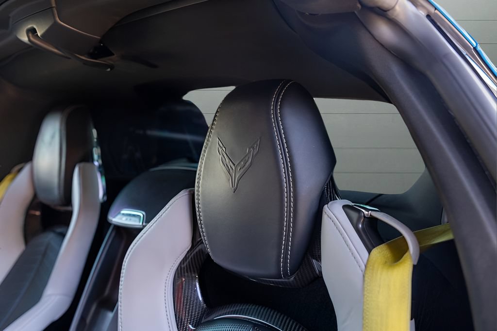 Used 2023 Chevrolet Corvette Stingray Preferred Cpe w/ Z51 Performance Package RWD image 37
