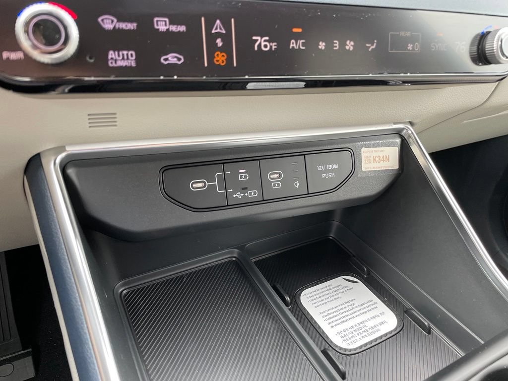 New 2026 Kia Carnival EX FWD image 19