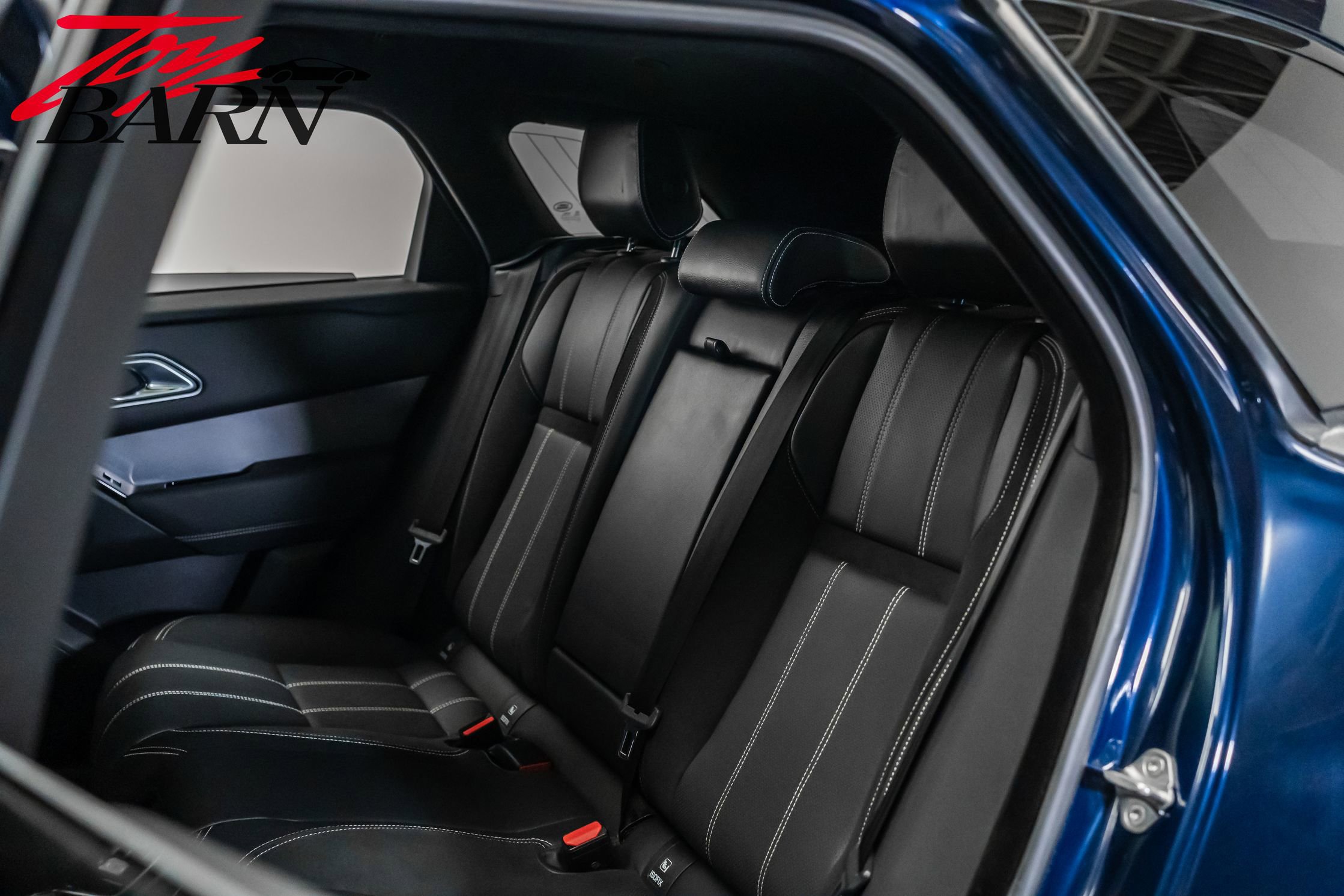 Used 2023 Land Rover Range Rover Velar R-Dynamic S image 47