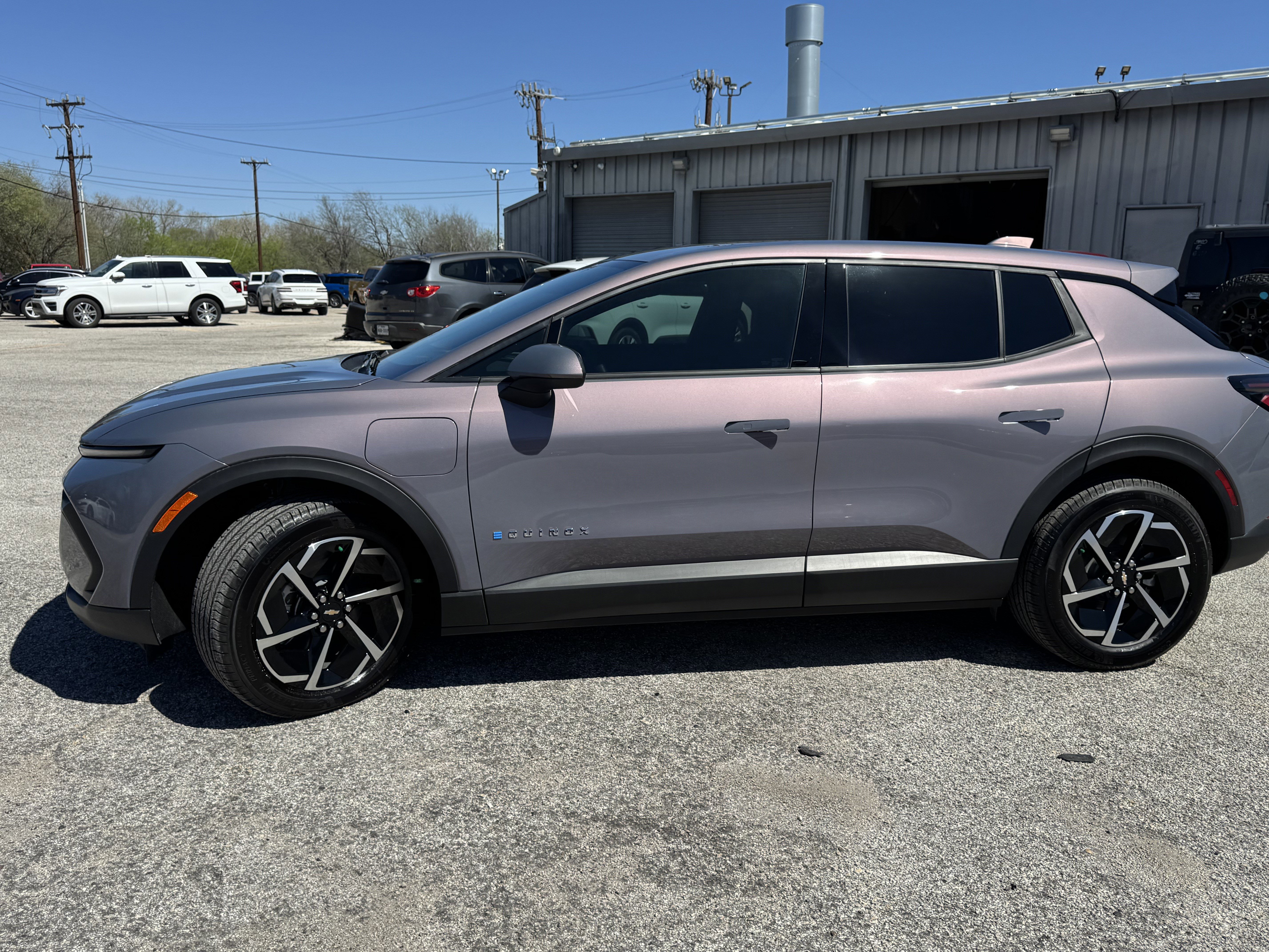 Used 2026 Chevrolet Equinox EV LT FWD image 10