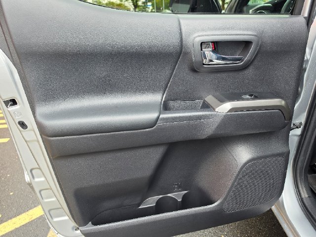 Used 2023 Toyota Tacoma Limited AWD/4WD image 23
