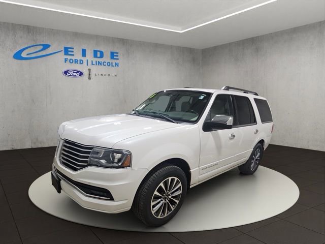 Used 2016 Lincoln Navigator Select image 5