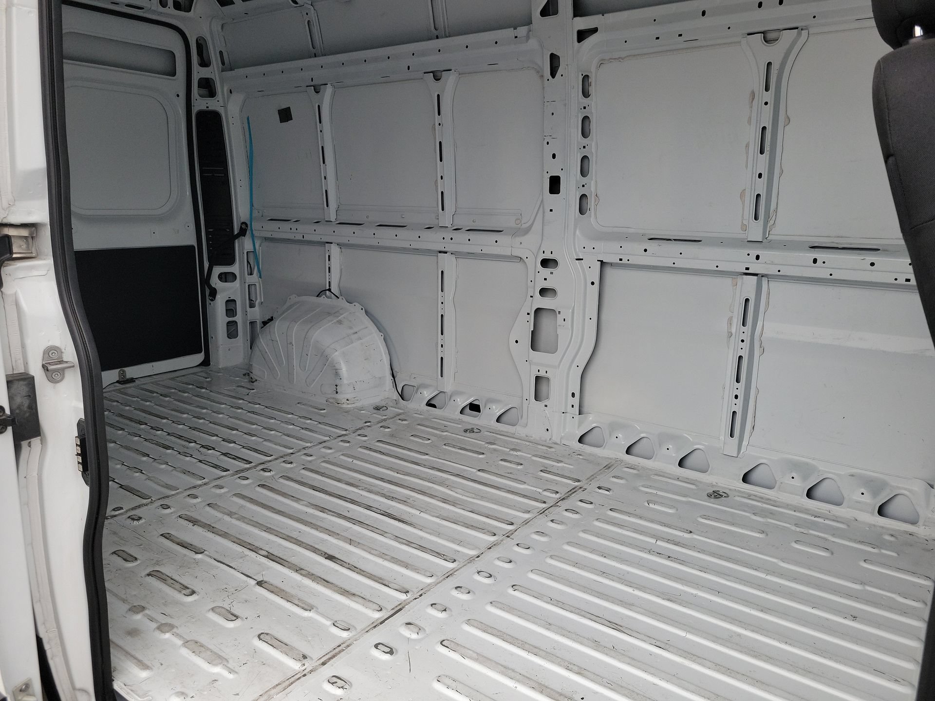 Used 2024 RAM ProMaster 2500 w/ Quick Order Package 22H SLT+ FWD image 19