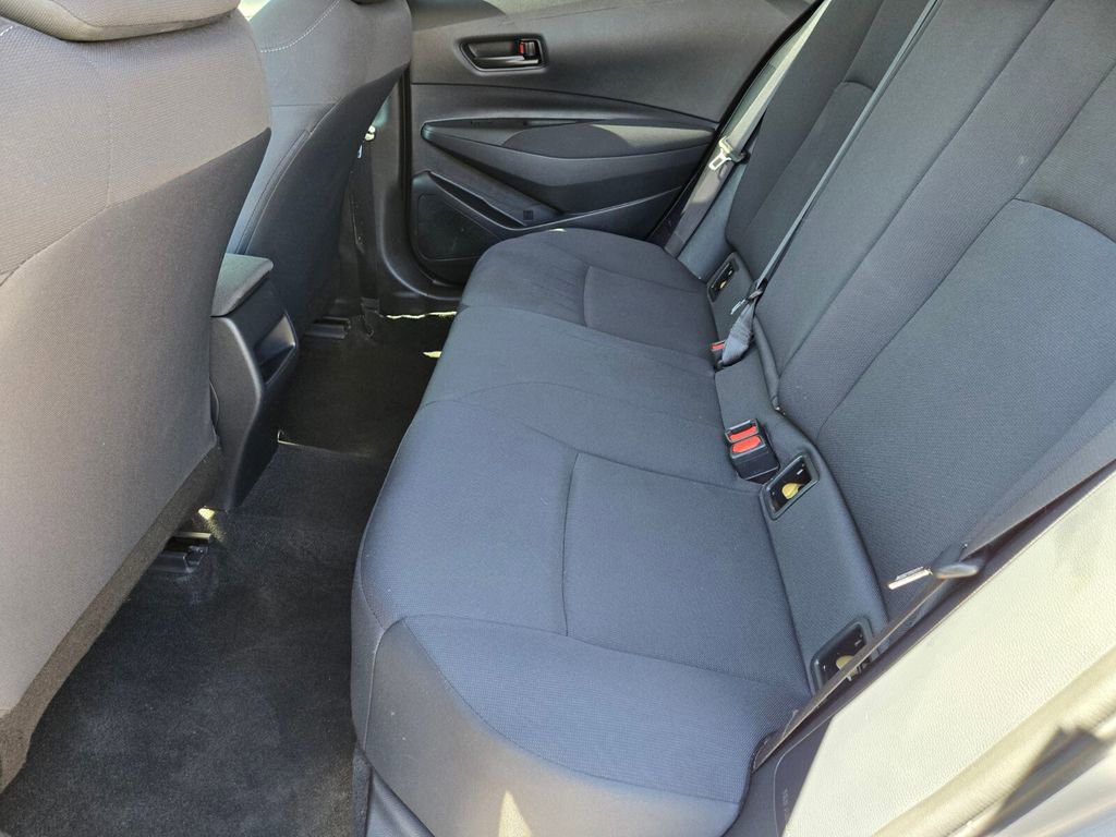 Used 2022 Toyota Corolla LE image 13