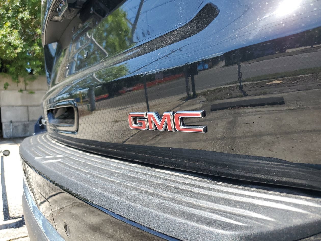 New 2026 GMC Yukon XL Denali w/ Denali Reserve Package AWD/4WD image 7