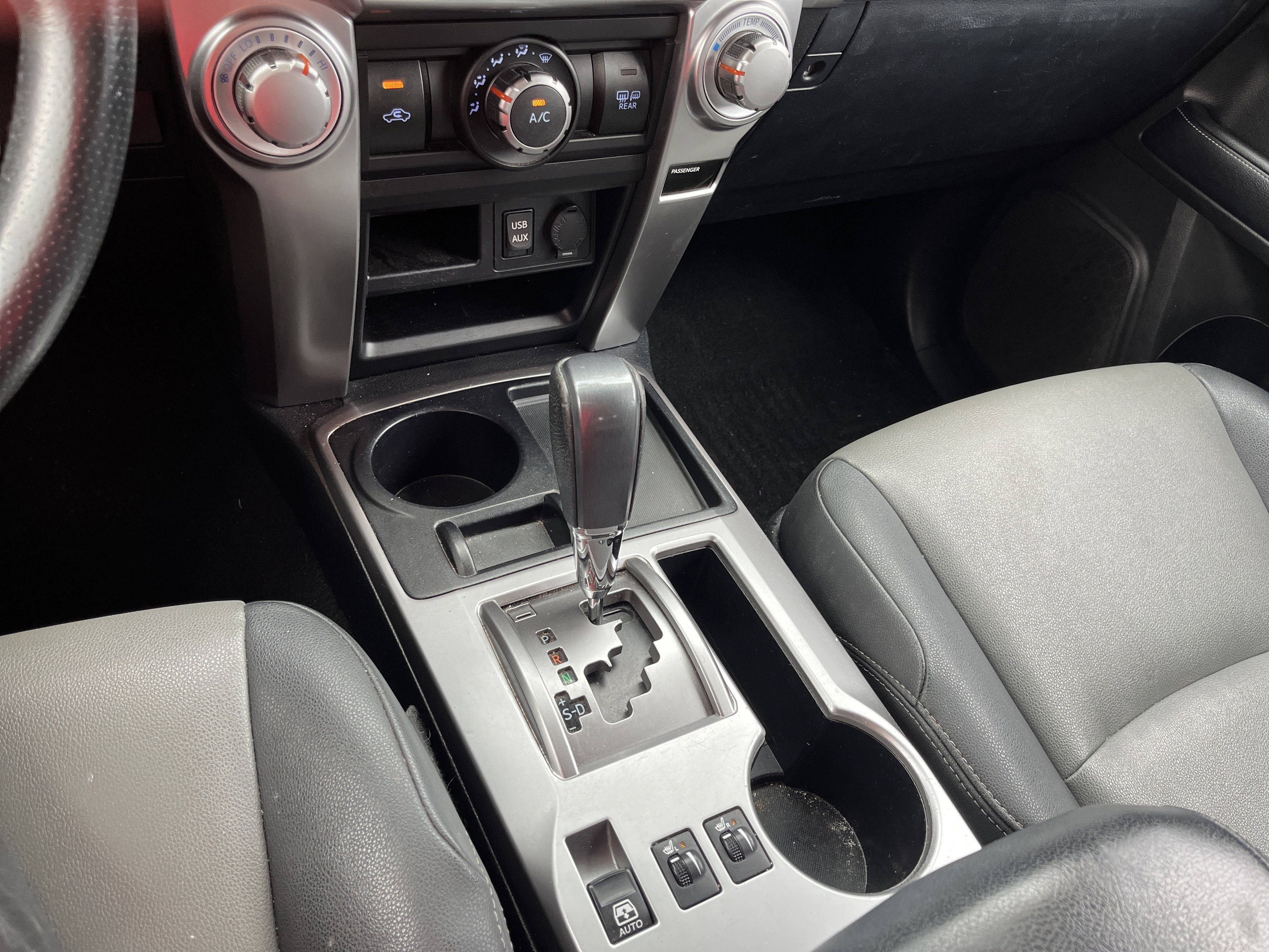 Used 2019 Toyota 4Runner SR5 Premium image 9