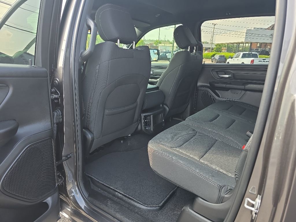 New 2026 RAM 1500 Express AWD/4WD image 20
