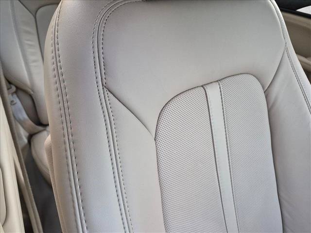 Used 2020 Lincoln MKZ Reserve FWD image 18