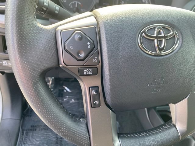 Used 2019 Toyota Tacoma TRD Off-Road w/ Technology Package AWD/4WD image 19