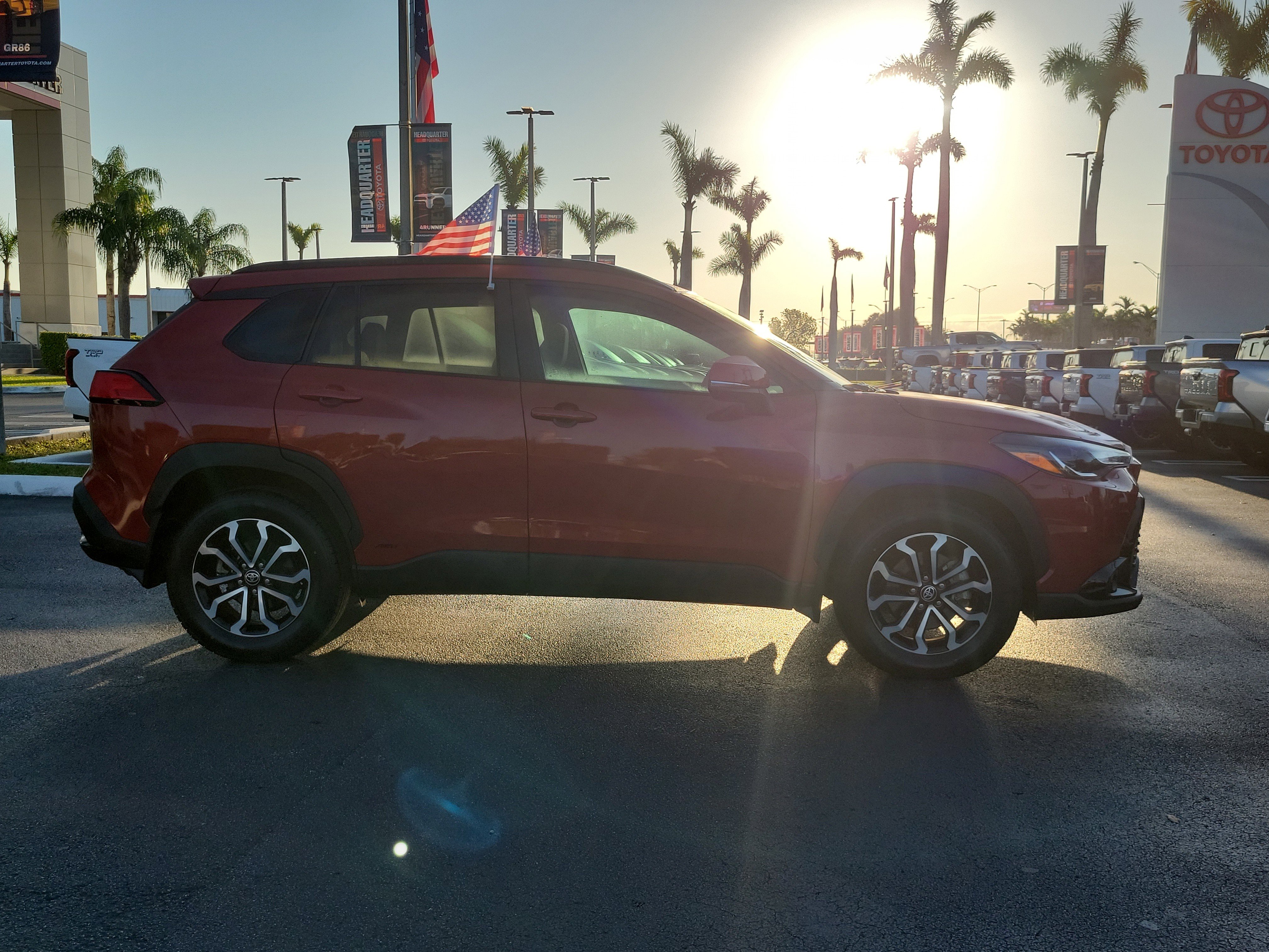 Used 2023 Toyota Corolla Cross SE image 13