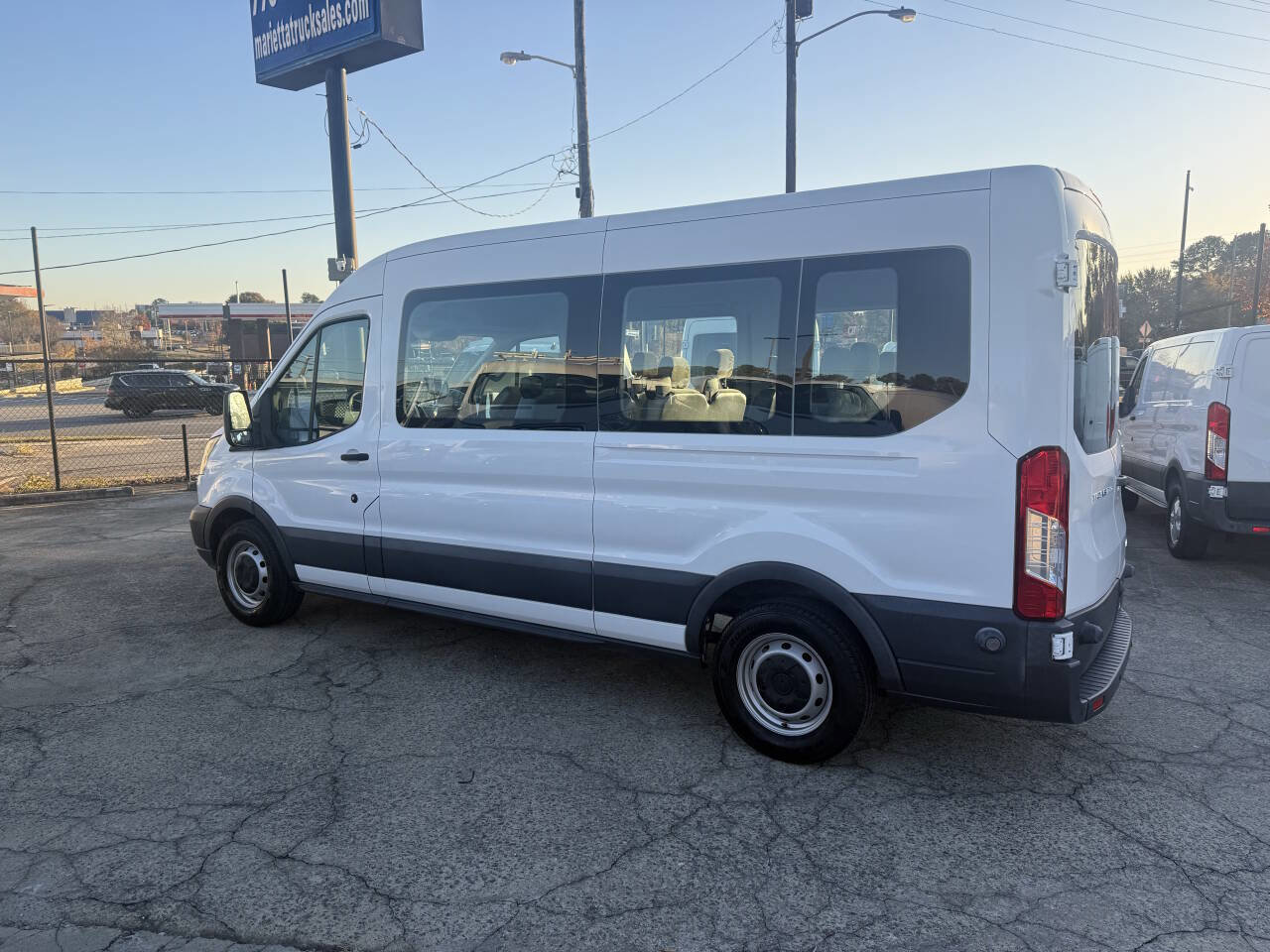 Used 2016 Ford Transit 350 XL image 2