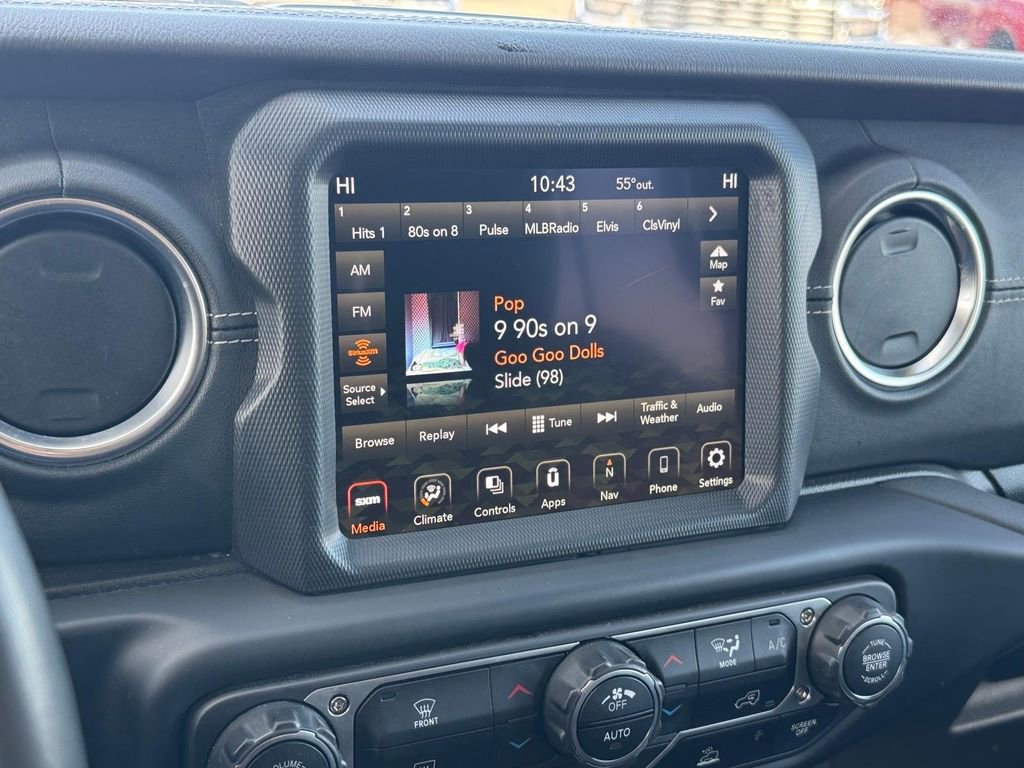 Used 2022 Jeep Wrangler Unlimited Sahara image 21