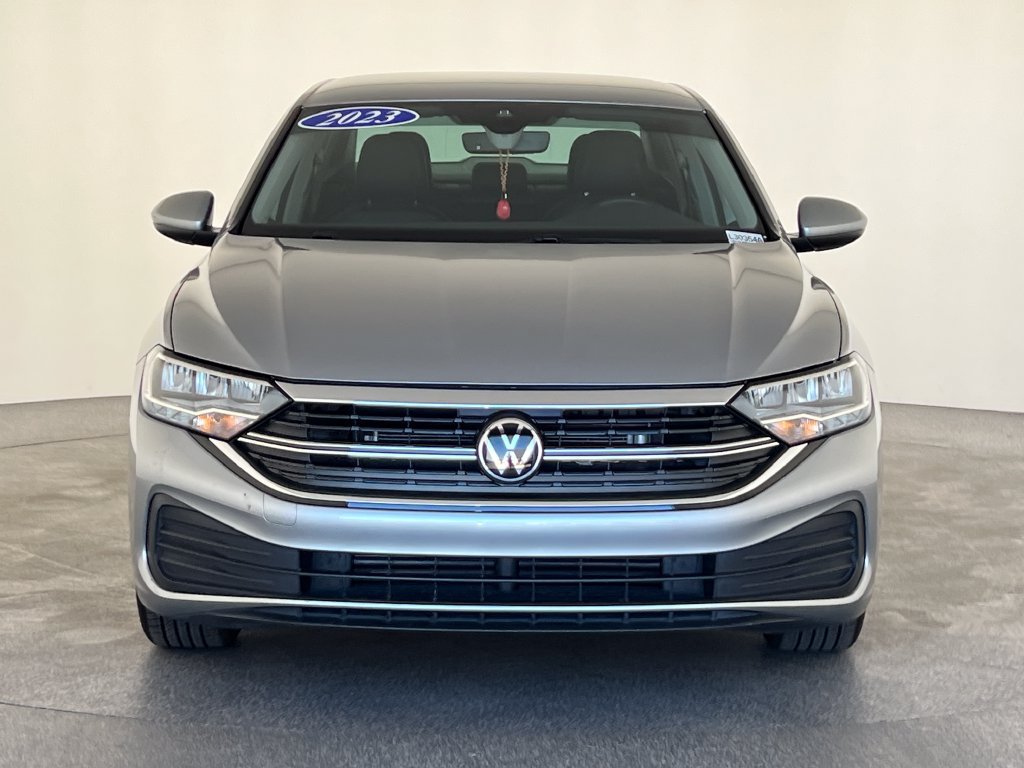 Used 2023 Volkswagen Jetta SE FWD image 10