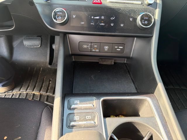 Certified 2025 Hyundai Sonata SEL AWD/4WD image 12