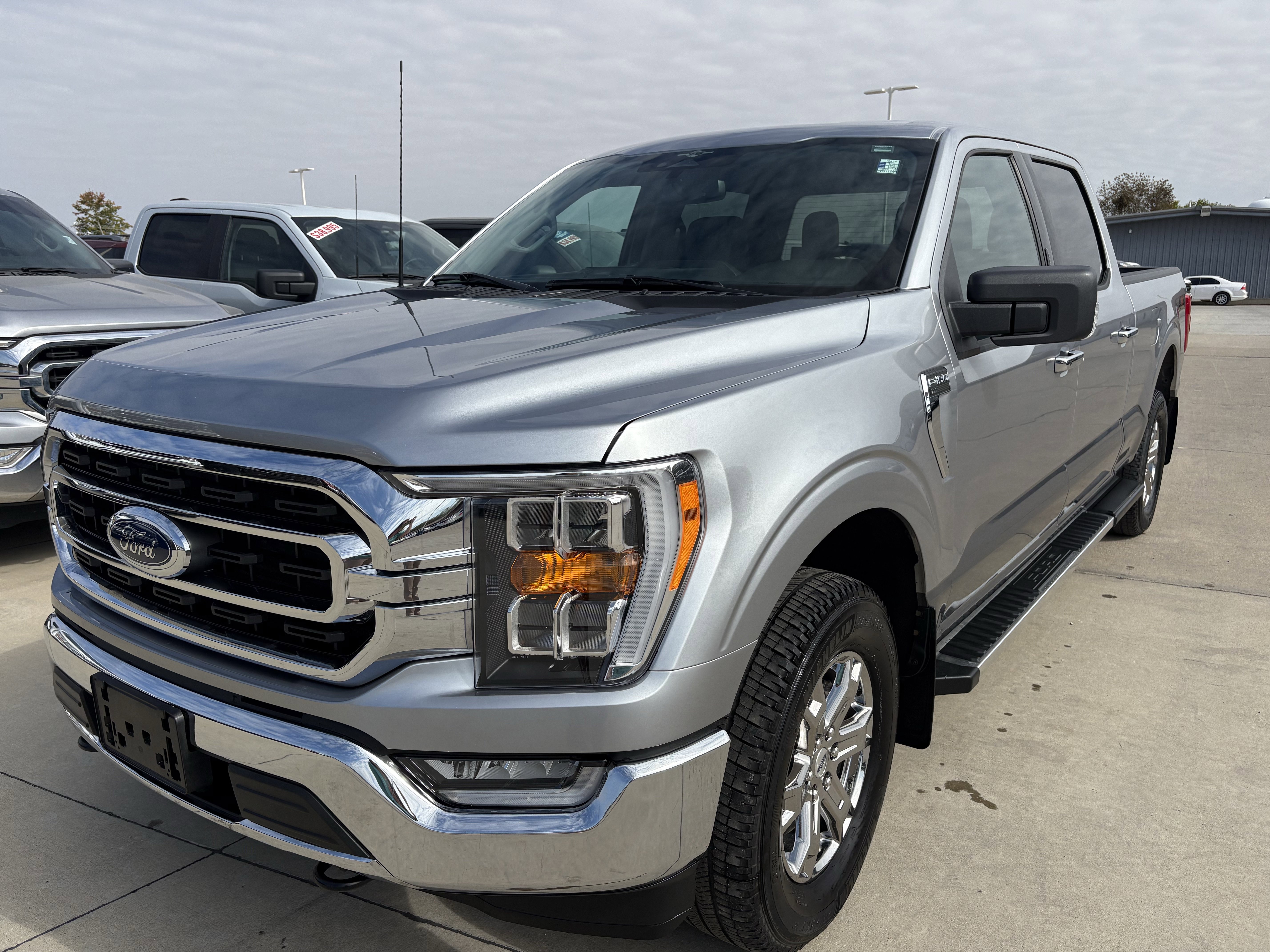 Used 2023 Ford F150 XLT w/ Equipment Group 302A High image 3