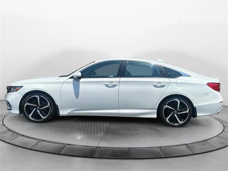 Used 2019 Honda Accord Sport image 2