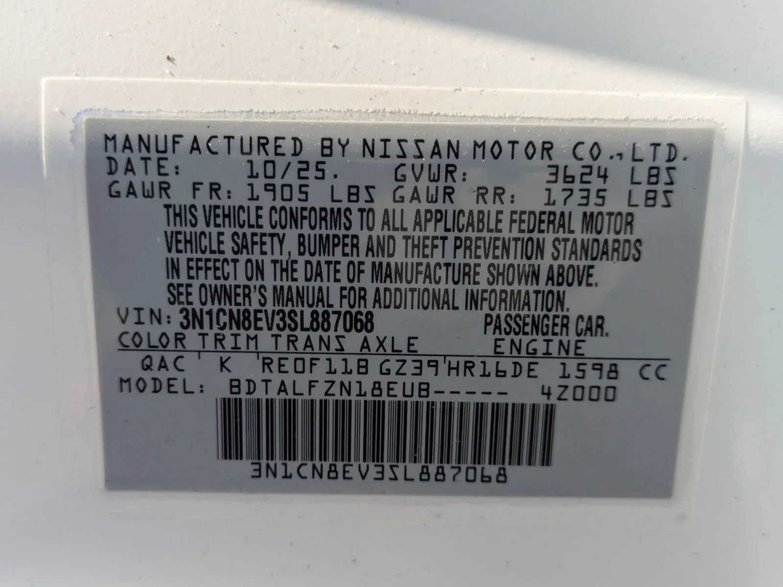 New 2025 Nissan Versa SV w/ Trunk Package FWD image 23